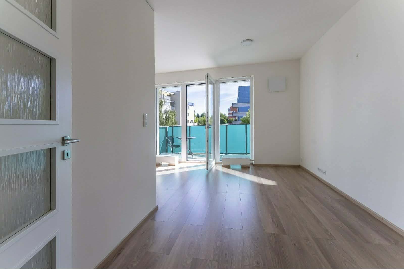 Pronájem bytu 1+kk 32 m², Chlebovická, Praha, Praha Pronájem bytu 1+kk 32 m², Chlebovická, Praha, Praha