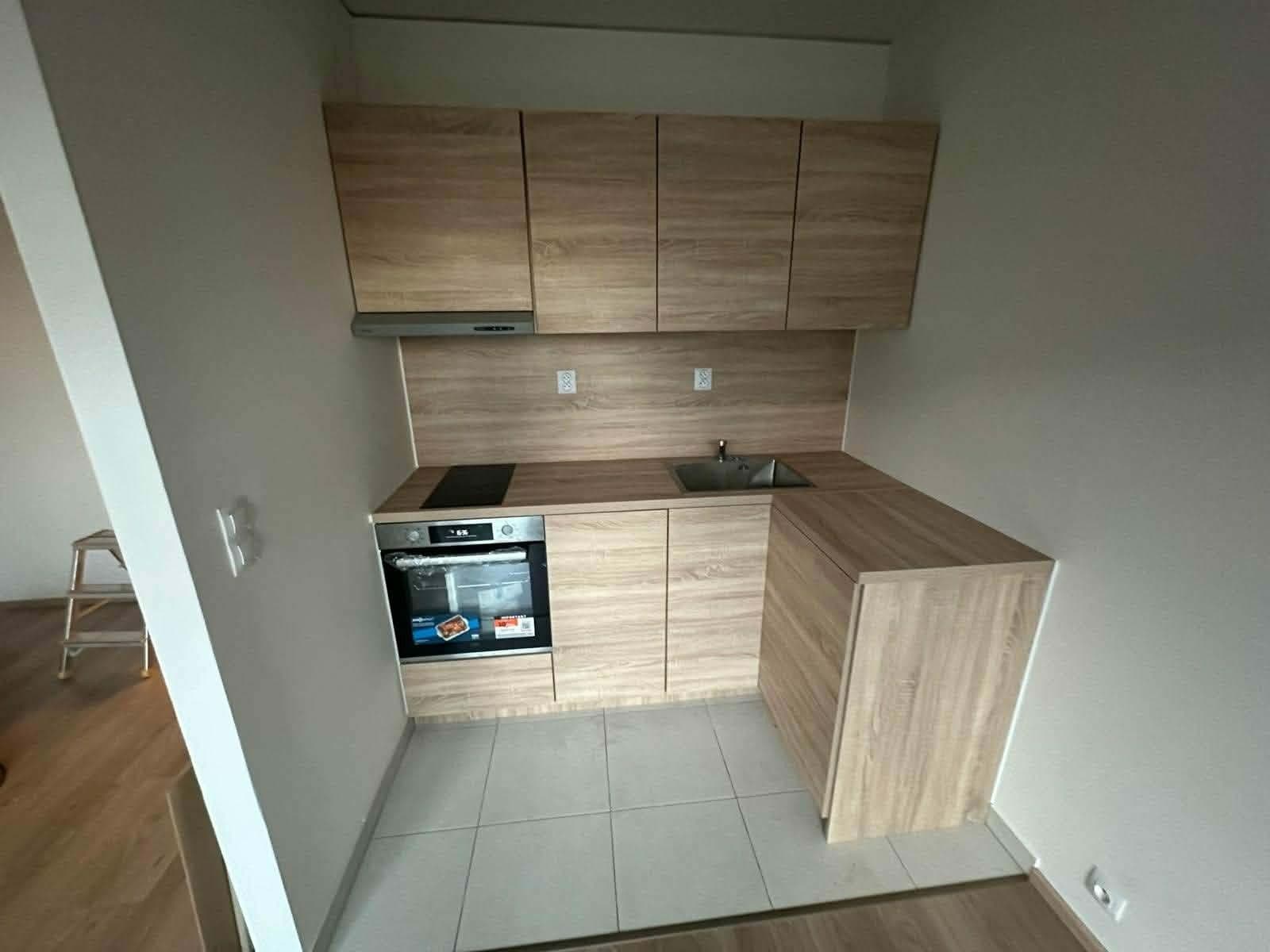 Pronájem bytu 1+kk 32 m², Chlebovická, Praha, Praha Pronájem bytu 1+kk 32 m², Chlebovická, Praha, Praha