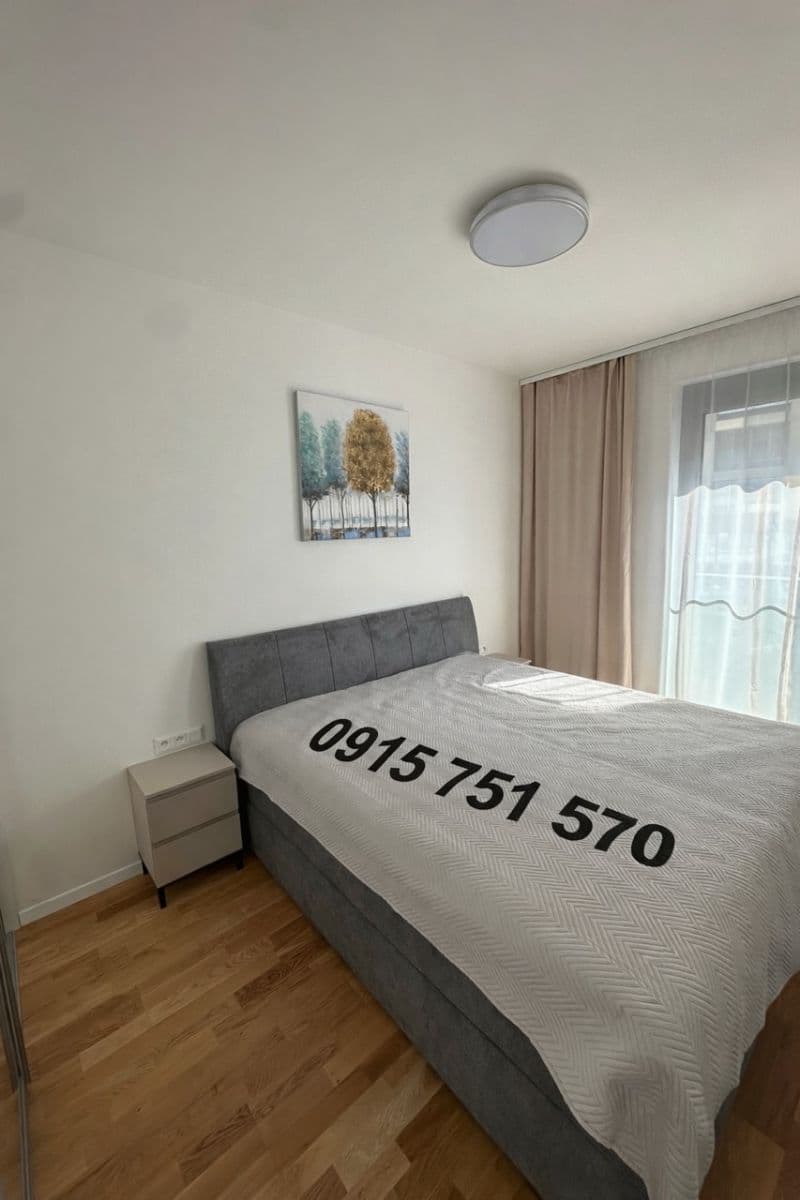 Pronájem bytu 2+1 44 m², Bratislava - mestská časť Staré Mesto, Bratislavský kraj Pronájem bytu 2+1 44 m², Bratislava - mestská časť Staré Mesto, Bratislavský kraj