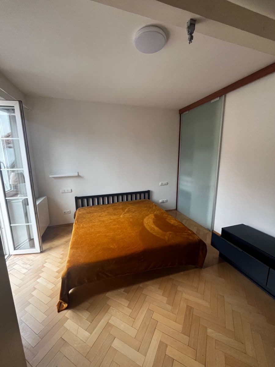 Pronájem bytu 2+1 60 m², Jeremenkova, Praha, Praha Pronájem bytu 2+1 60 m², Jeremenkova, Praha, Praha