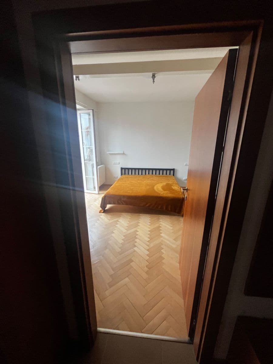 Pronájem bytu 2+1 60 m², Jeremenkova, Praha, Praha Pronájem bytu 2+1 60 m², Jeremenkova, Praha, Praha