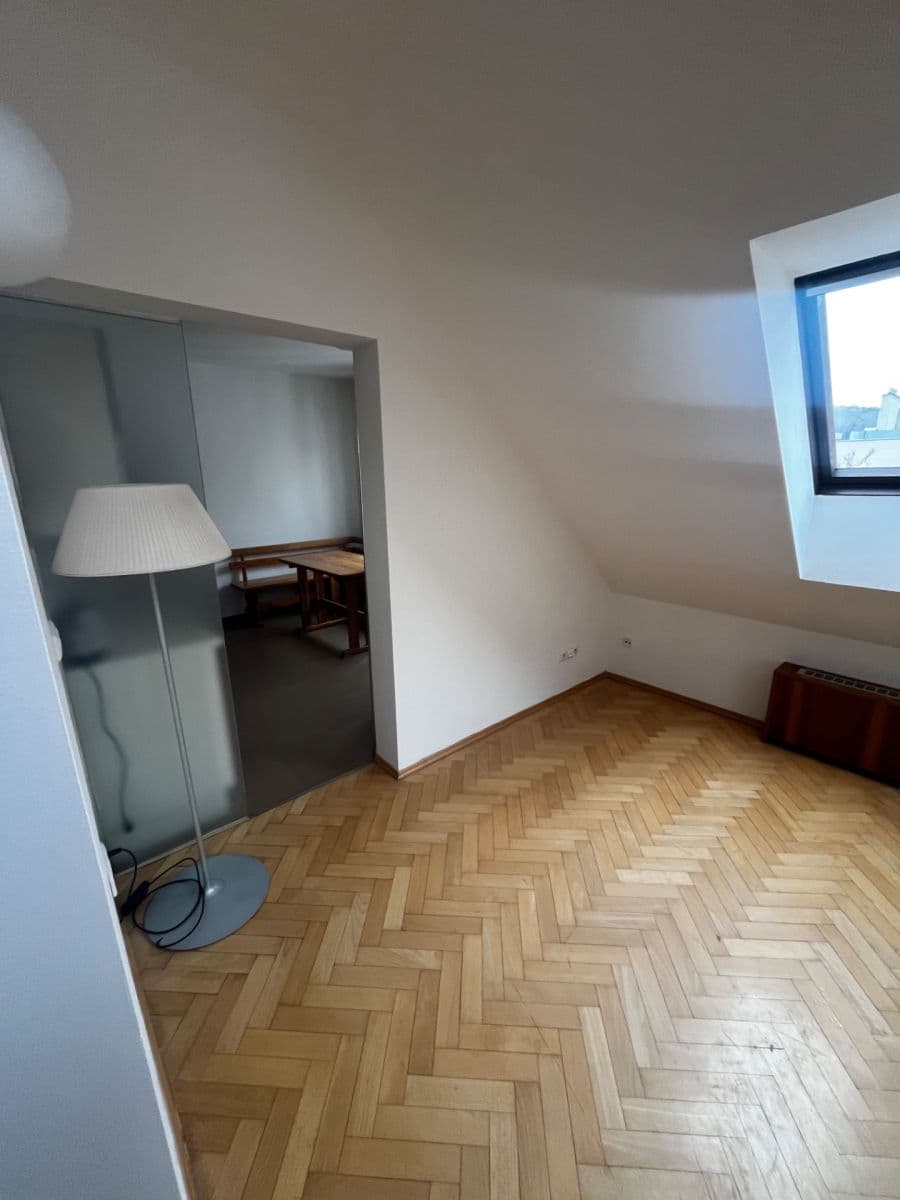 Pronájem bytu 2+1 60 m², Jeremenkova, Praha, Praha Pronájem bytu 2+1 60 m², Jeremenkova, Praha, Praha