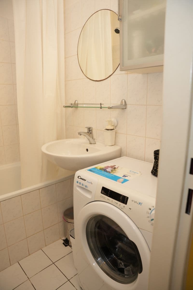 Prodej bytu 2+kk 38 m², Na Domovině, Praha, Praha Prodej bytu 2+kk 38 m², Na Domovině, Praha, Praha