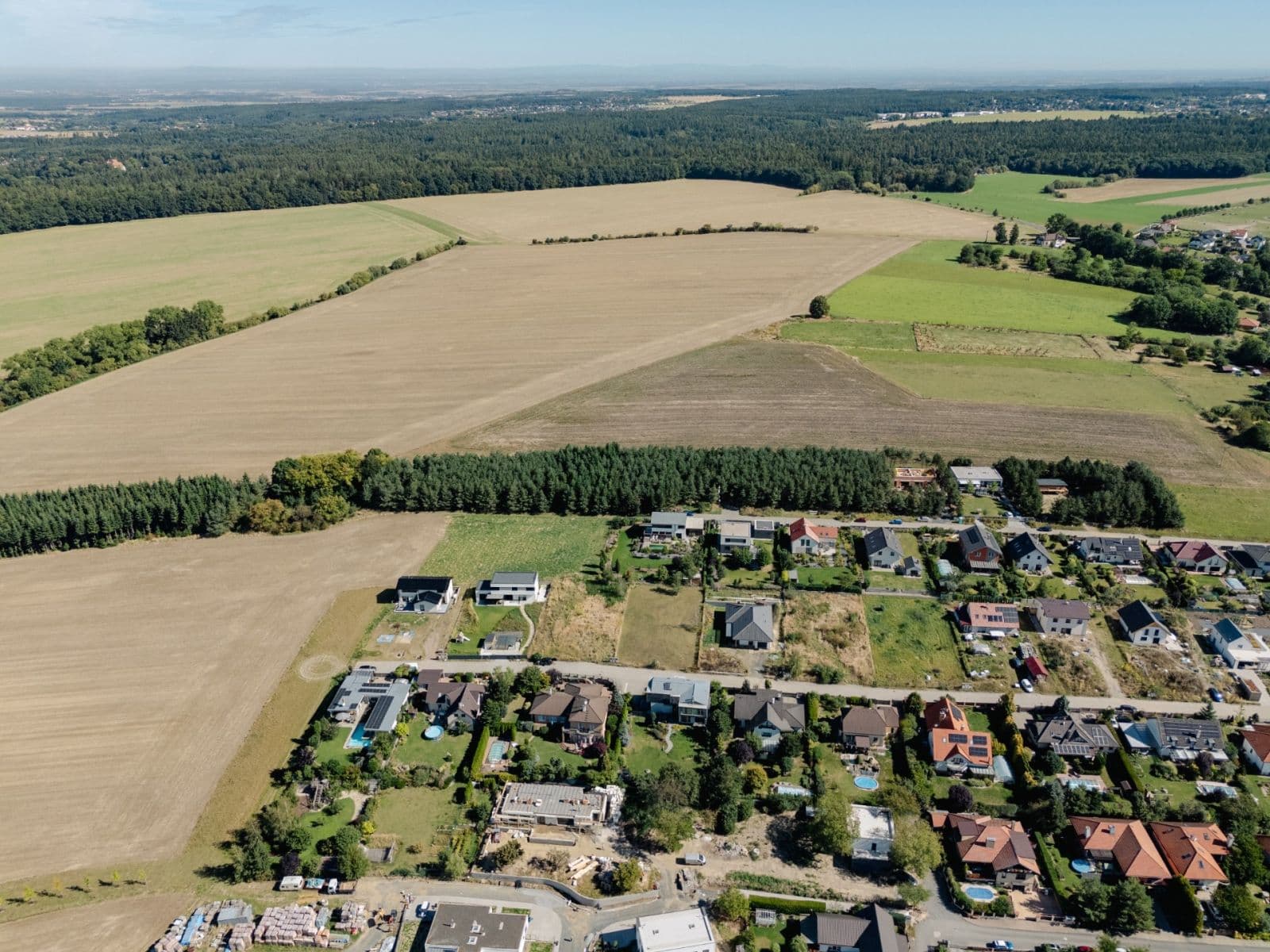 Prodej pozemku 1.044 m², Císařova, Tehov, Středočeský kraj Prodej pozemku 1.044 m², Císařova, Tehov, Středočeský kraj