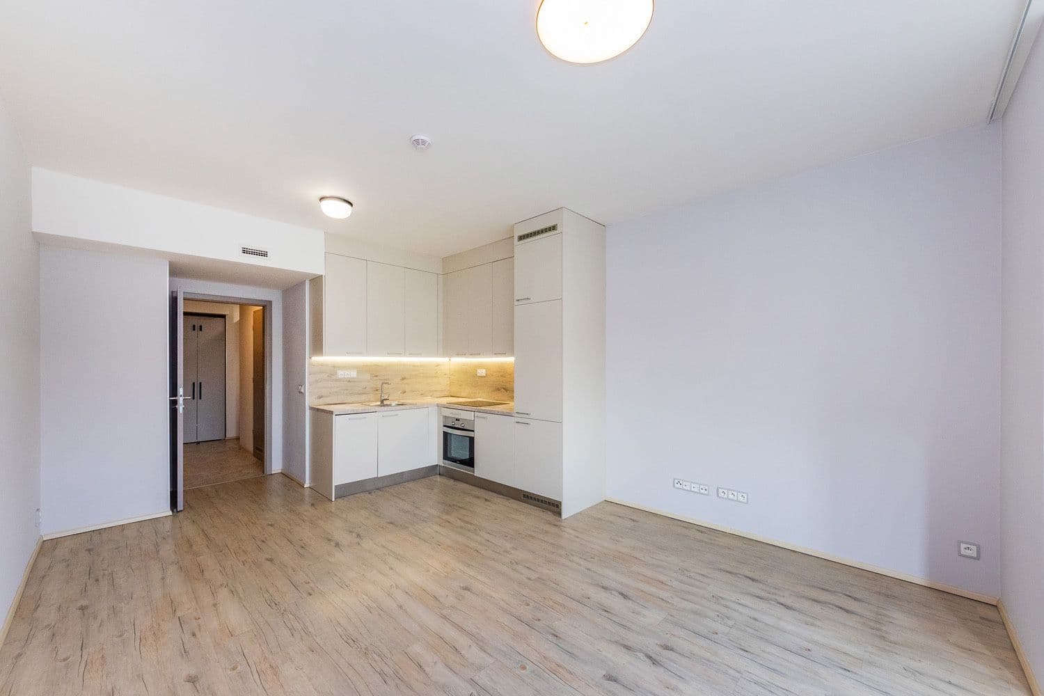 Pronájem bytu 1+kk 31 m², Na Zámecké, Praha, Praha Pronájem bytu 1+kk 31 m², Na Zámecké, Praha, Praha