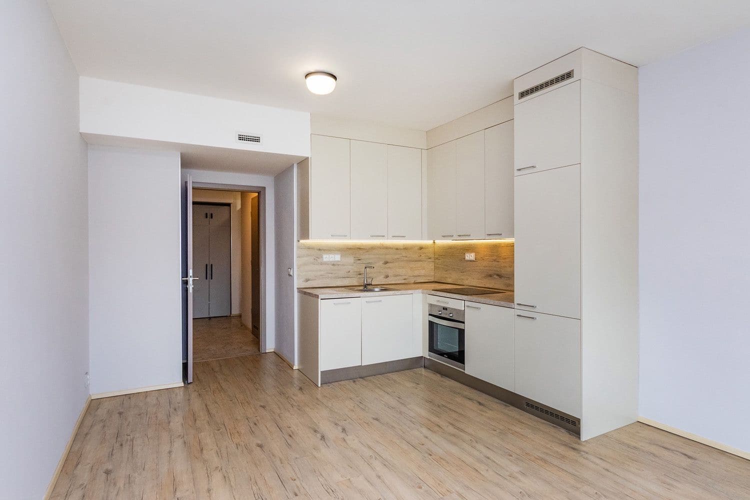 Pronájem bytu 1+kk 31 m², Na Zámecké, Praha, Praha Pronájem bytu 1+kk 31 m², Na Zámecké, Praha, Praha