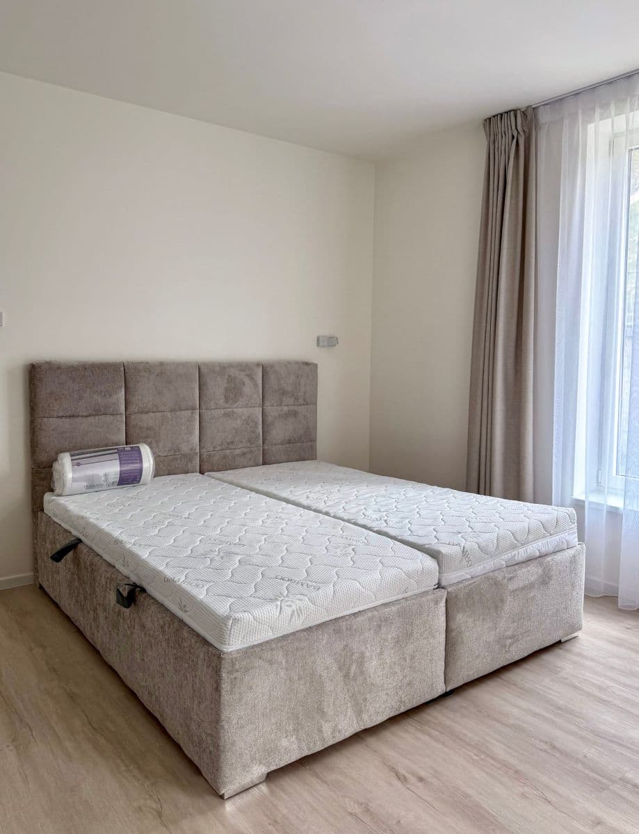 Pronájem bytu 3+kk 98 m², U Sluncové, Praha, Praha Pronájem bytu 3+kk 98 m², U Sluncové, Praha, Praha