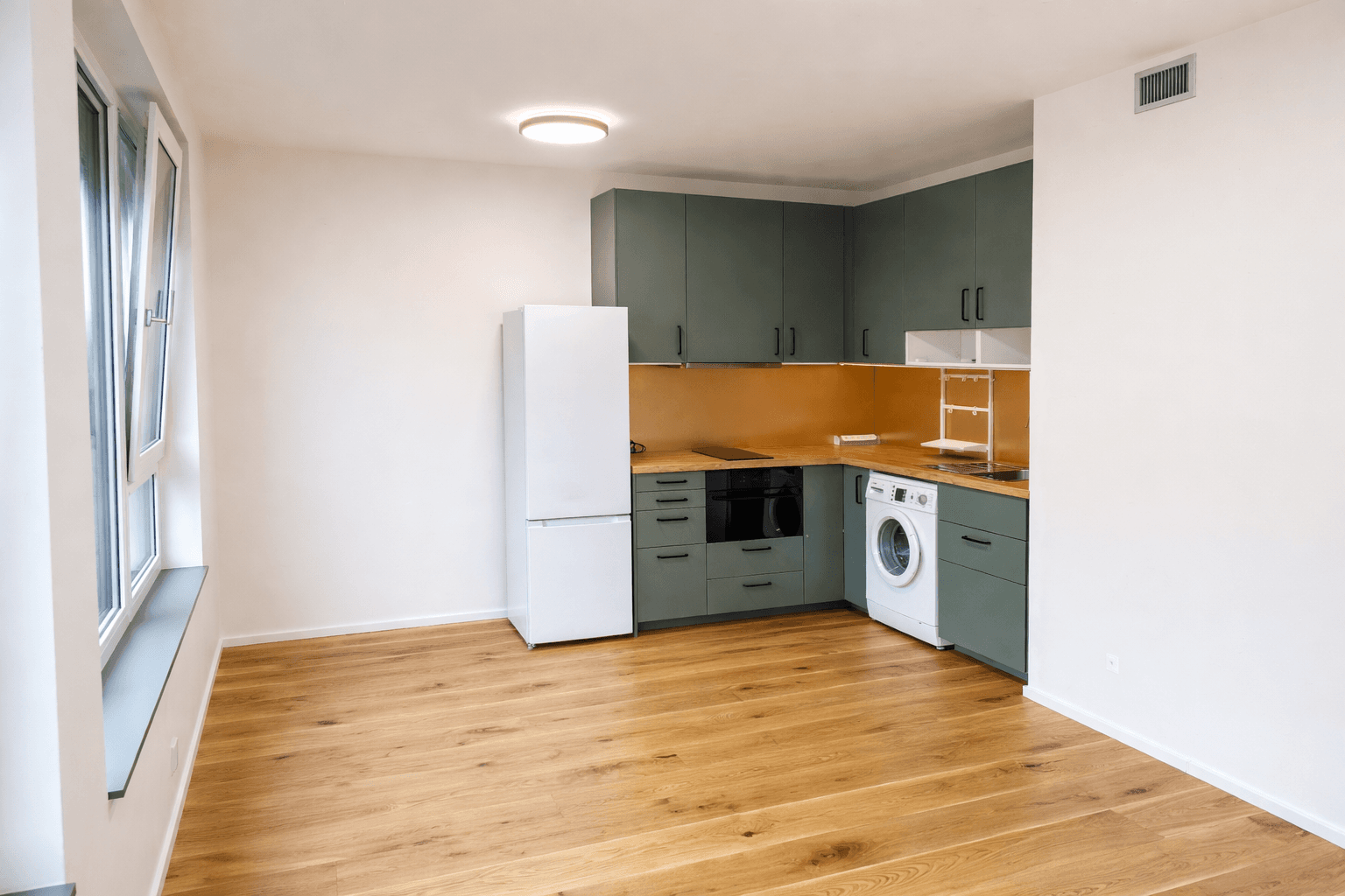 Pronájem bytu 1+kk 31 m², U Komína, Praha, Praha Pronájem bytu 1+kk 31 m², U Komína, Praha, Praha