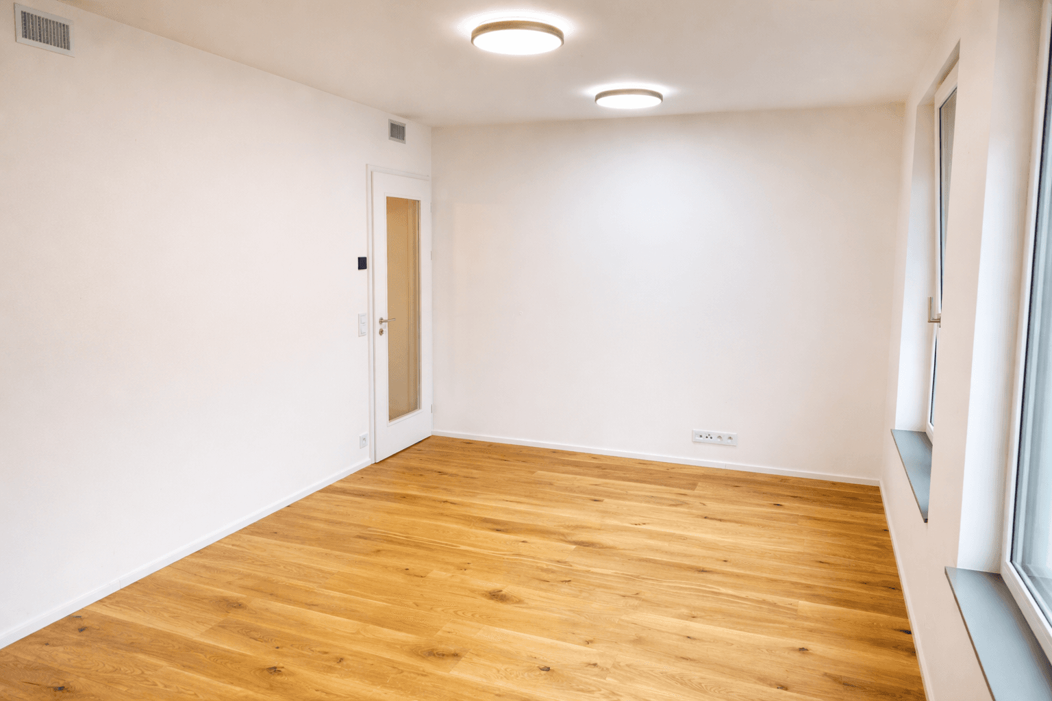 Pronájem bytu 1+kk 31 m², U Komína, Praha, Praha Pronájem bytu 1+kk 31 m², U Komína, Praha, Praha