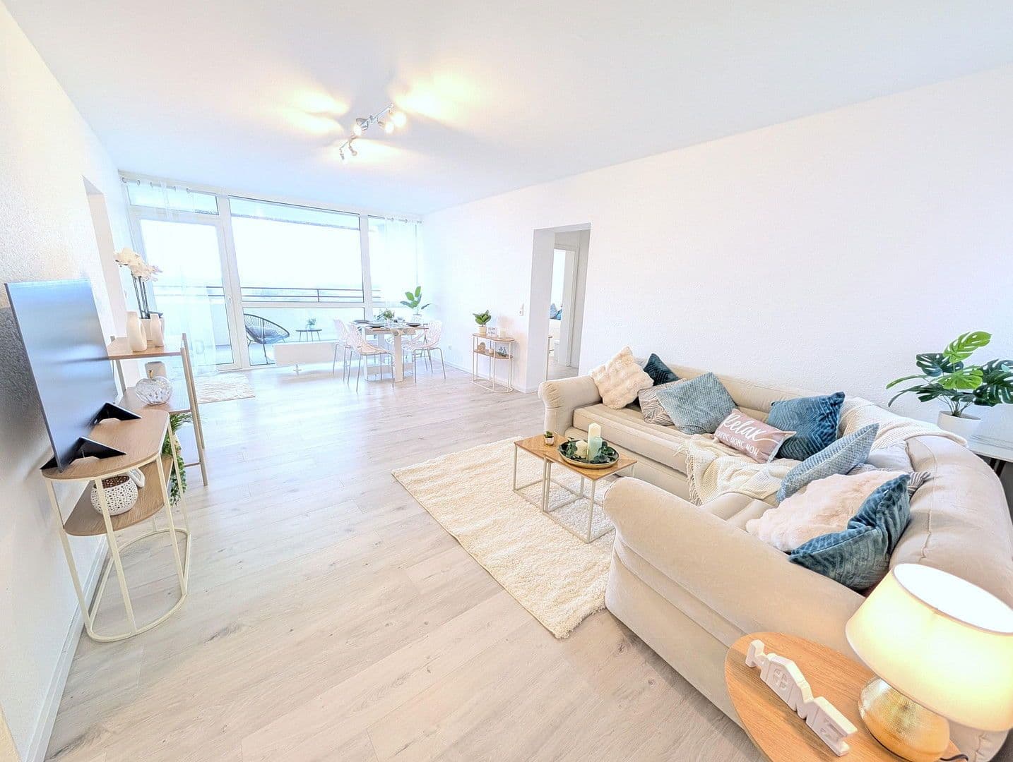 Prodej bytu 3+1 80 m², Karlsbader Straße 7, Ludwigshafen am Rhein, Porýní-Falc Prodej bytu 3+1 80 m², Karlsbader Straße 7, Ludwigshafen am Rhein, Porýní-Falc