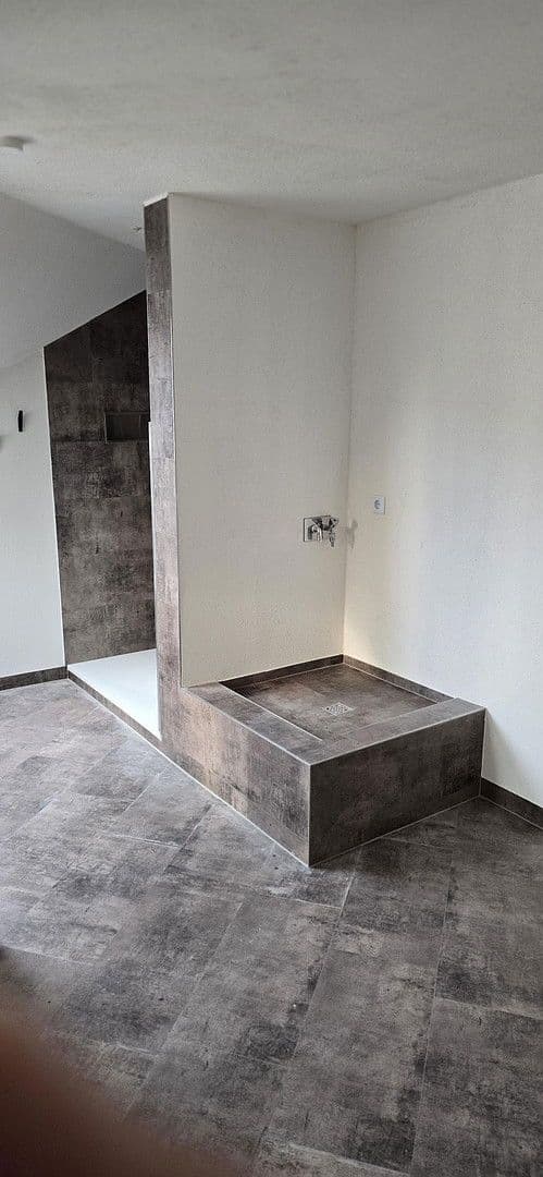 Pronájem bytu 5+1 166 m², Uffenheim, Bavorsko Pronájem bytu 5+1 166 m², Uffenheim, Bavorsko