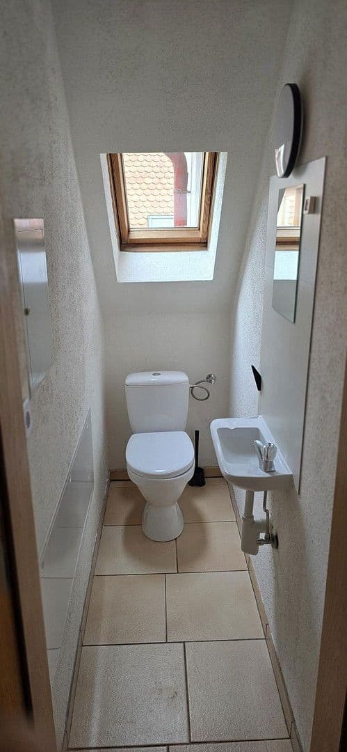 Pronájem bytu 5+1 166 m², Uffenheim, Bavorsko Pronájem bytu 5+1 166 m², Uffenheim, Bavorsko