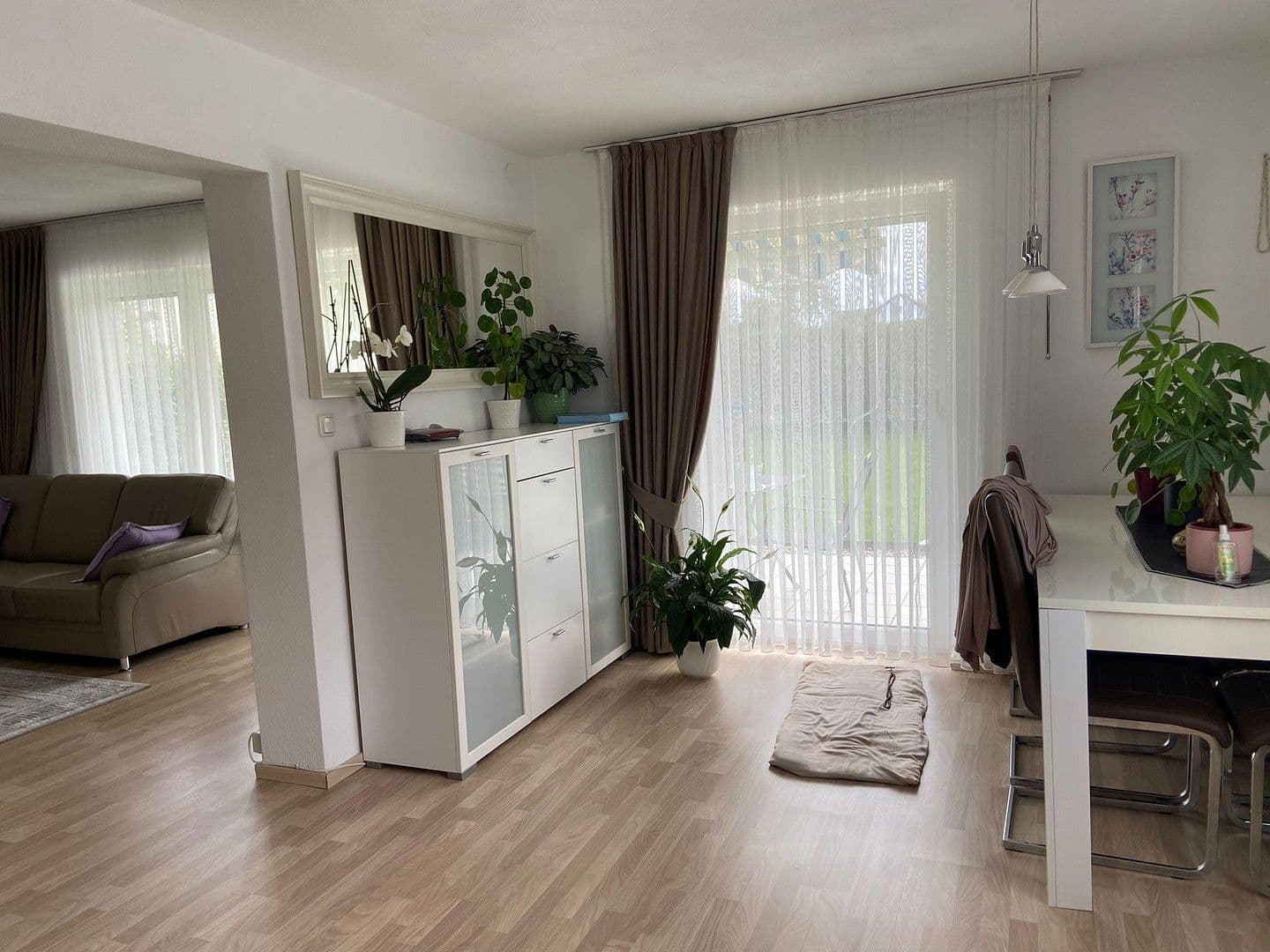 Prodej domu 133 m², pozemek 486 m², Ichenhausen, Bavorsko Prodej domu 133 m², pozemek 486 m², Ichenhausen, Bavorsko