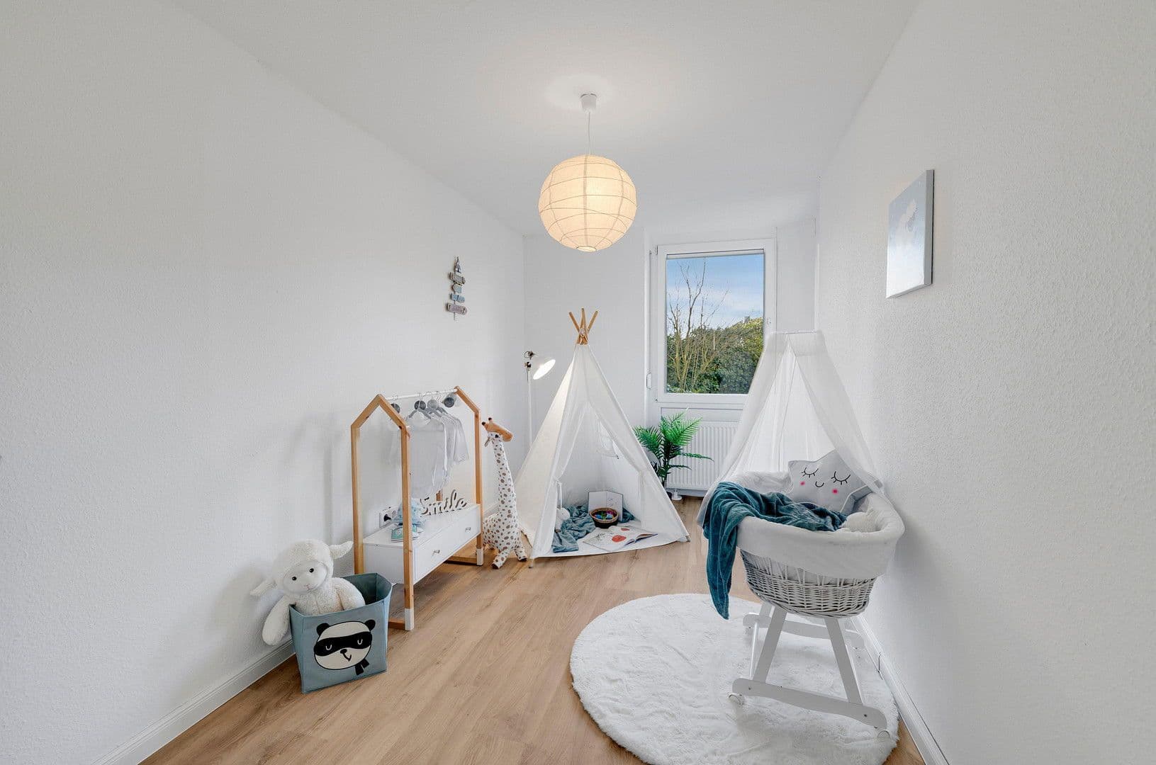 Prodej bytu 4+1 81 m², Oldenburg, Dolní Sasko Prodej bytu 4+1 81 m², Oldenburg, Dolní Sasko