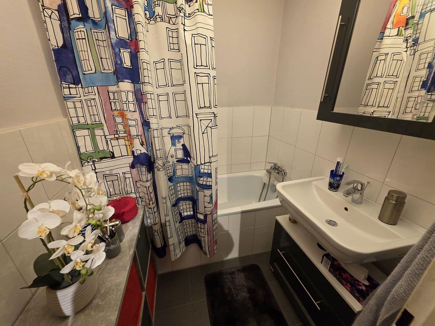 Prodej bytu 3+kk 77 m², Emil-Barth-Strasse 145, Düsseldorf-Garath, Severní Porýní-Vestfálsko Prodej bytu 3+kk 77 m², Emil-Barth-Strasse 145, Düsseldorf-Garath, Severní Porýní-Vestfálsko