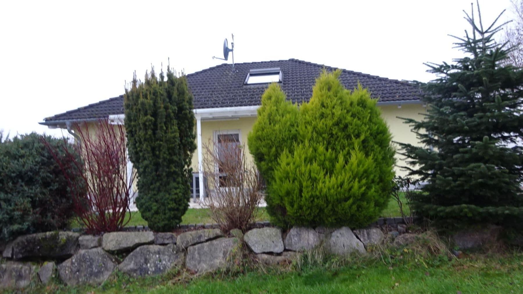 Prodej domu 112 m², pozemek 572 m², wird angegeben, Freiburg, Bádensko-Württembersko Prodej domu 112 m², pozemek 572 m², wird angegeben, Freiburg, Bádensko-Württembersko