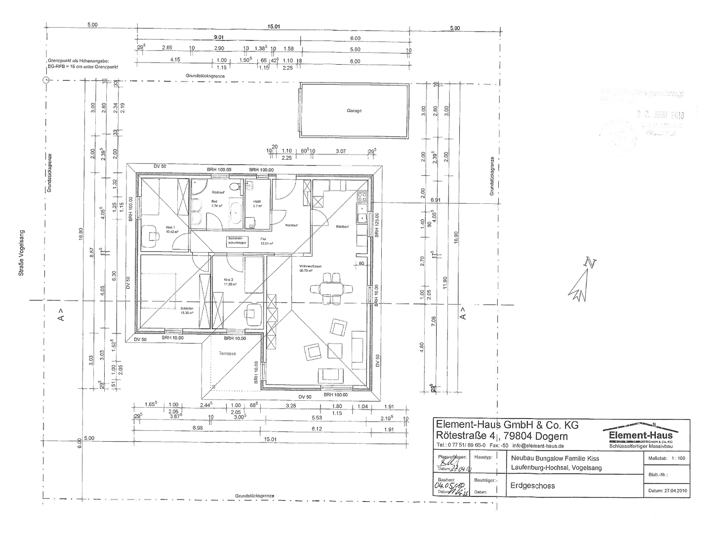 Prodej domu 112 m², pozemek 572 m², wird angegeben, Freiburg, Bádensko-Württembersko Prodej domu 112 m², pozemek 572 m², wird angegeben, Freiburg, Bádensko-Württembersko