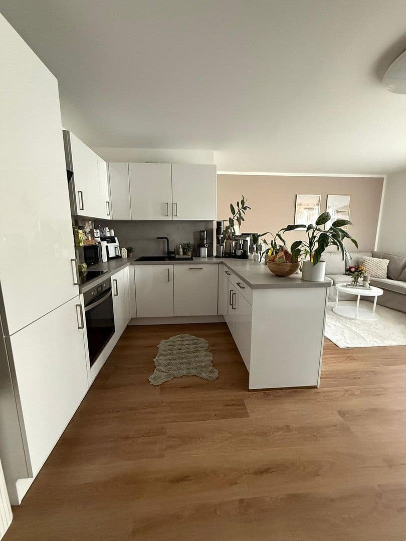 Pronájem bytu 3+1 72 m², Garbsen, Dolní Sasko Pronájem bytu 3+1 72 m², Garbsen, Dolní Sasko