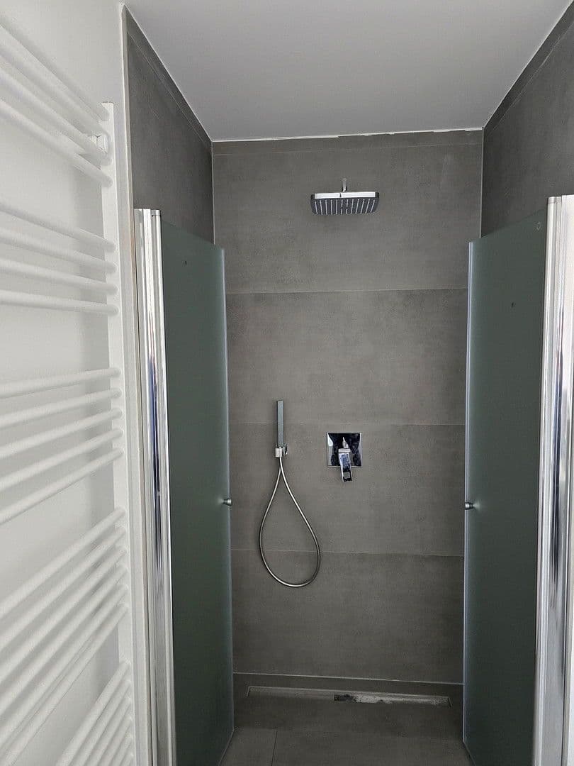 Pronájem bytu 3+1 72 m², Garbsen, Dolní Sasko Pronájem bytu 3+1 72 m², Garbsen, Dolní Sasko