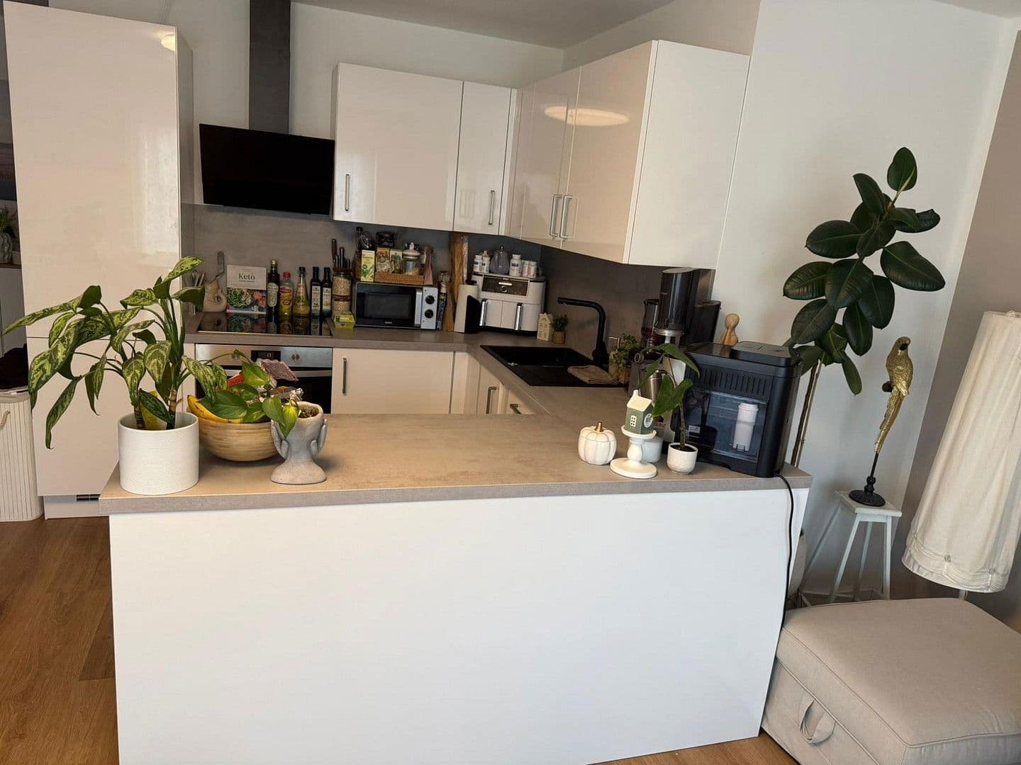 Pronájem bytu 3+1 72 m², Garbsen, Dolní Sasko Pronájem bytu 3+1 72 m², Garbsen, Dolní Sasko