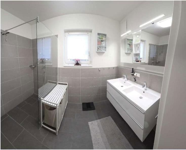 Prodej bytu 5+1 124 m², Seekirchen am Wallersee, Salcbursko Prodej bytu 5+1 124 m², Seekirchen am Wallersee, Salcbursko