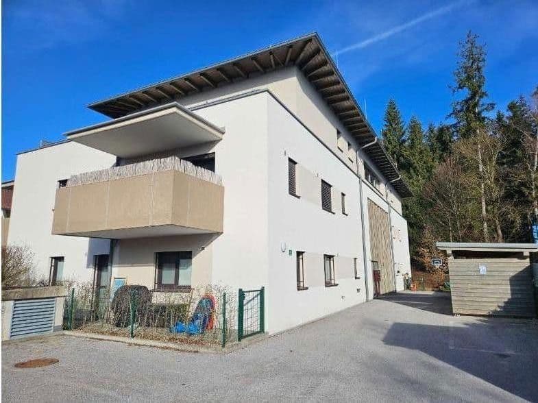 Prodej bytu 5+1 124 m², Seekirchen am Wallersee, Salcbursko Prodej bytu 5+1 124 m², Seekirchen am Wallersee, Salcbursko