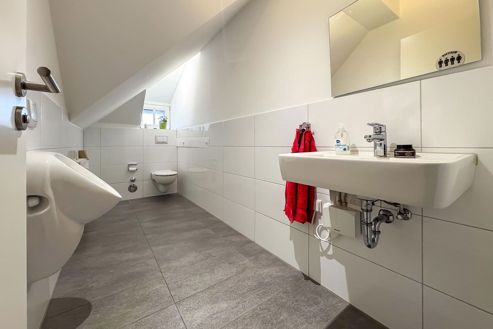 Pronájem kanceláře 235 m², Bergerstraße 35, Witten, Severní Porýní-Vestfálsko Pronájem kanceláře 235 m², Bergerstraße 35, Witten, Severní Porýní-Vestfálsko