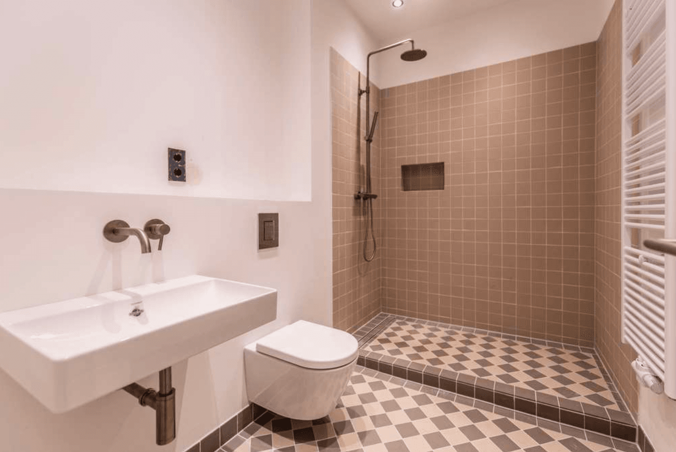 Prodej bytu 2+1 65 m², Berlin, Berlín Prodej bytu 2+1 65 m², Berlin, Berlín