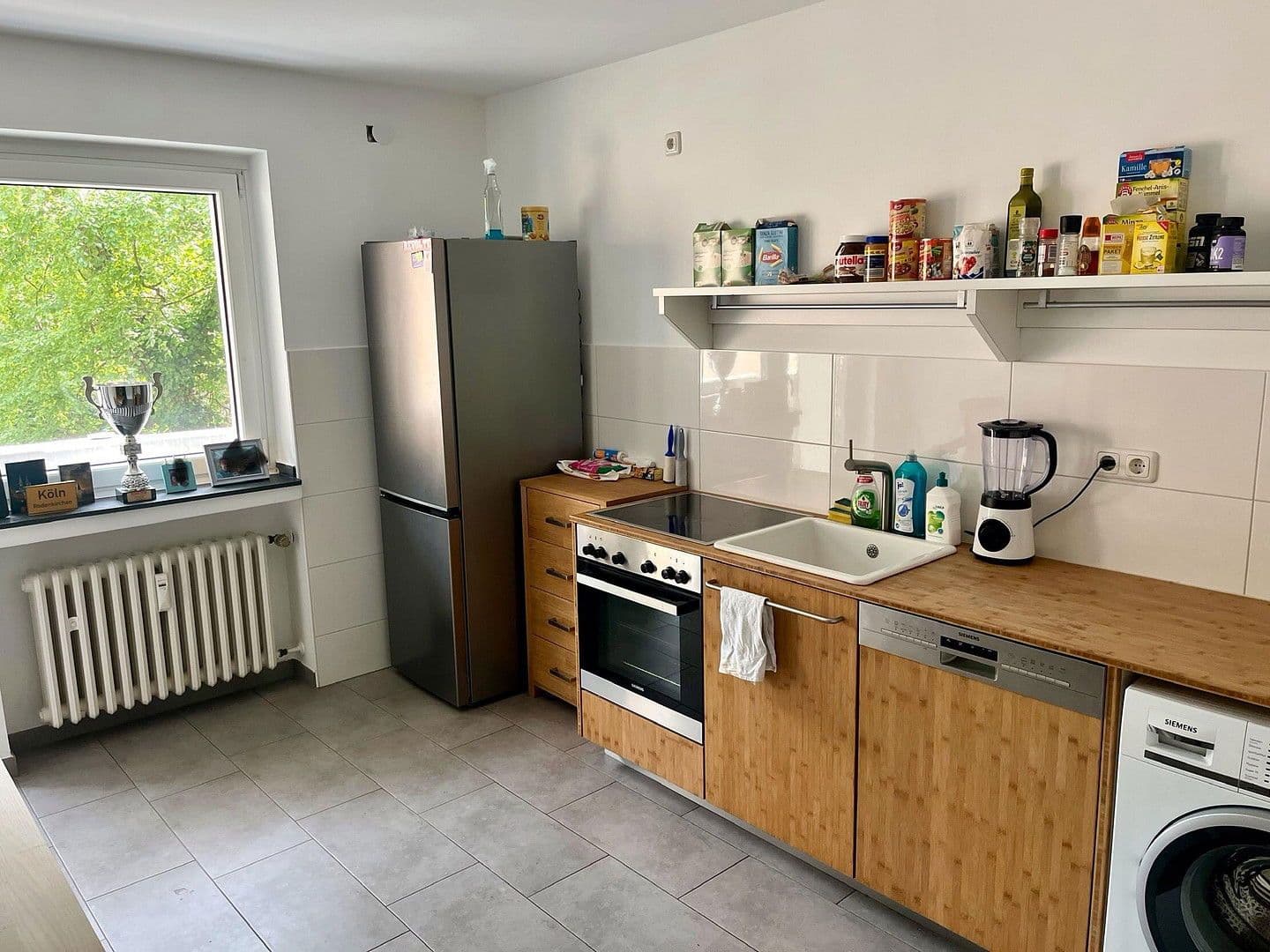 Prodej bytu 2+1 65 m², Bonner Str. 33, Köln, Severní Porýní-Vestfálsko Prodej bytu 2+1 65 m², Bonner Str. 33, Köln, Severní Porýní-Vestfálsko