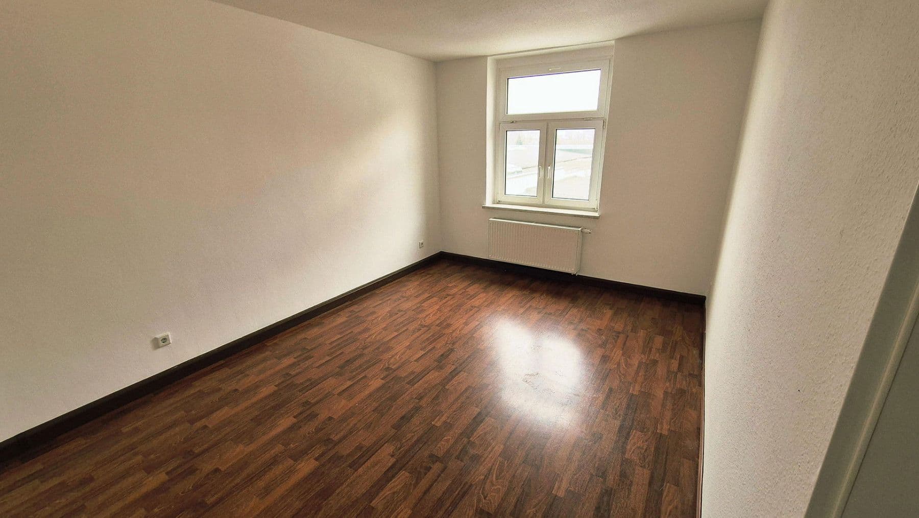 Prodej bytu 3+1 62 m², Fiedlerstr. 10, Budyšín, Sasko Prodej bytu 3+1 62 m², Fiedlerstr. 10, Budyšín, Sasko