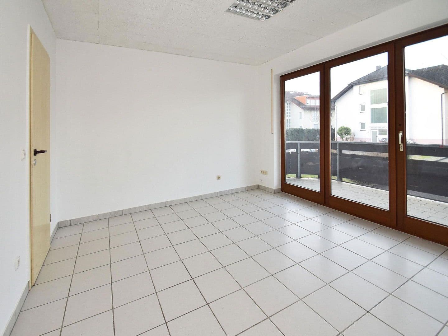 Pronájem bytu 5+1 175 m², Pohlheim, Hessen Pronájem bytu 5+1 175 m², Pohlheim, Hessen