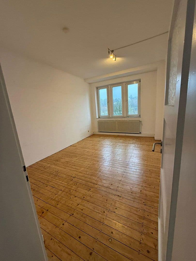 Pronájem bytu 5+1 100 m², Cáchy, Severní Porýní-Vestfálsko Pronájem bytu 5+1 100 m², Cáchy, Severní Porýní-Vestfálsko