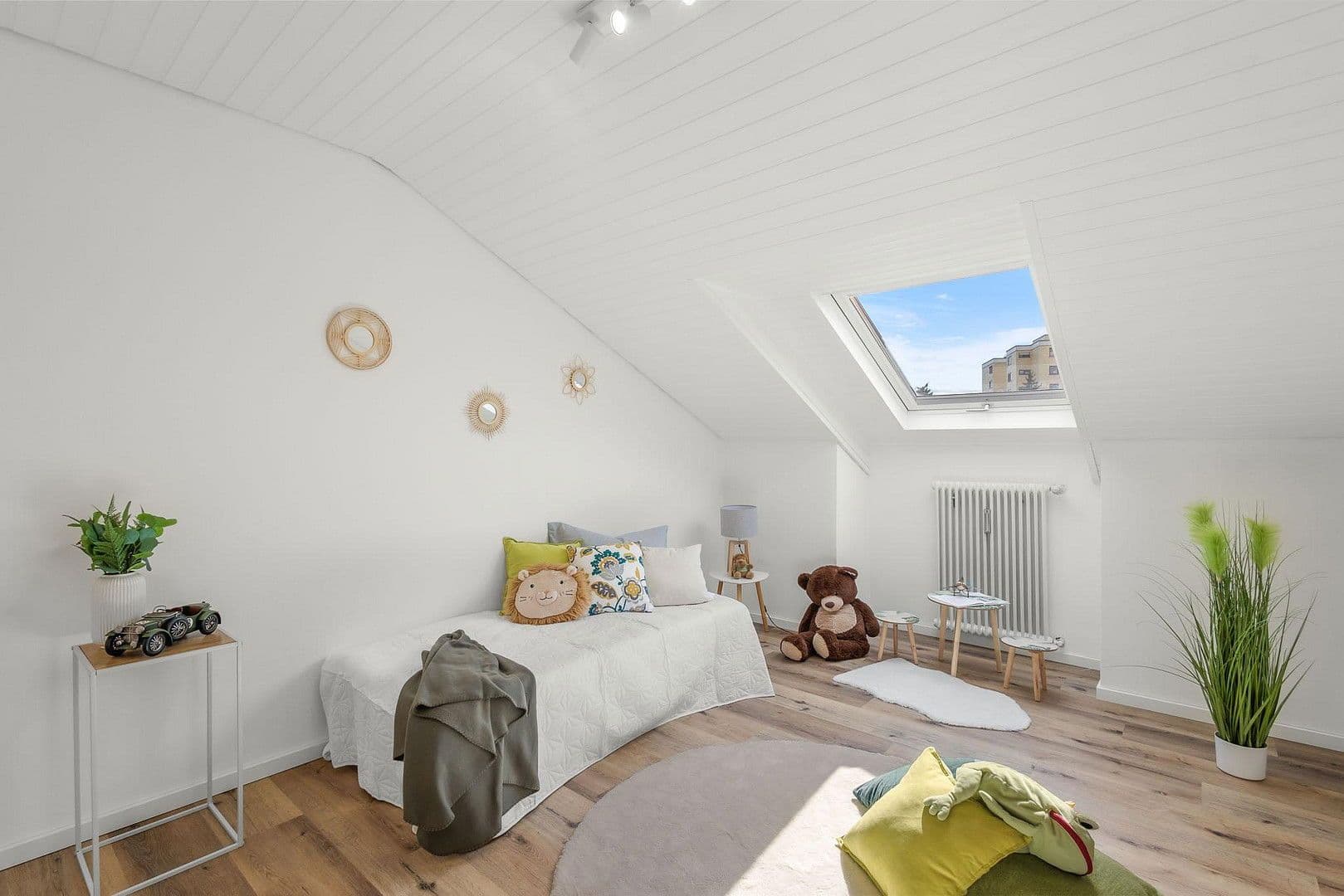 Prodej bytu 3+1 88 m², Keplerstraße 25, Neutraubling, Bavorsko Prodej bytu 3+1 88 m², Keplerstraße 25, Neutraubling, Bavorsko