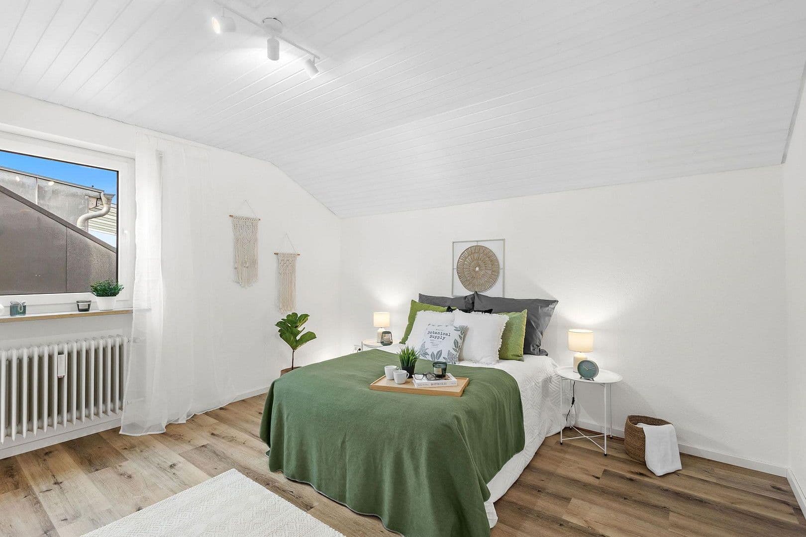 Prodej bytu 3+1 88 m², Keplerstraße 25, Neutraubling, Bavorsko Prodej bytu 3+1 88 m², Keplerstraße 25, Neutraubling, Bavorsko