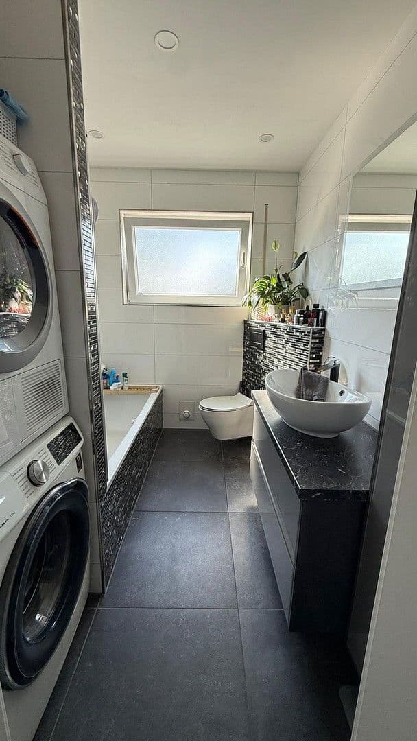 Prodej bytu 2+1 75 m², Germersheim, Porýní-Falc Prodej bytu 2+1 75 m², Germersheim, Porýní-Falc