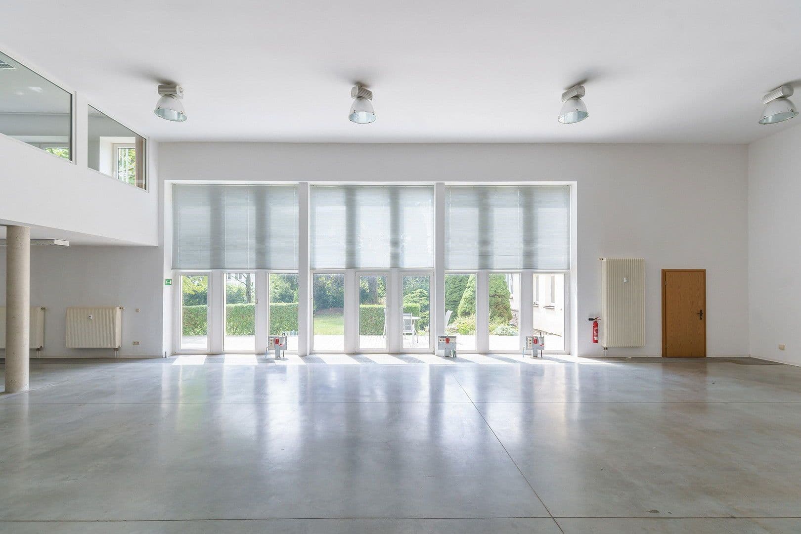 Pronájem nebytového prostoru 1.000 m², Chemnitz, Sasko Pronájem nebytového prostoru 1.000 m², Chemnitz, Sasko