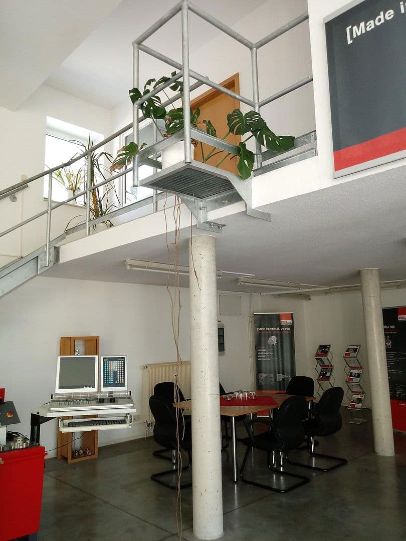 Pronájem nebytového prostoru 1.000 m², Chemnitz, Sasko Pronájem nebytového prostoru 1.000 m², Chemnitz, Sasko