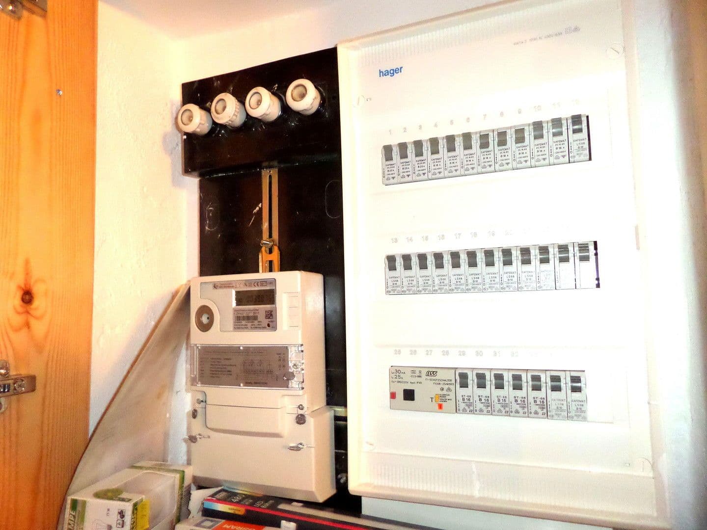 Prodej domu 219 m², pozemek 1.780 m², Bernsdorf, Sasko Prodej domu 219 m², pozemek 1.780 m², Bernsdorf, Sasko