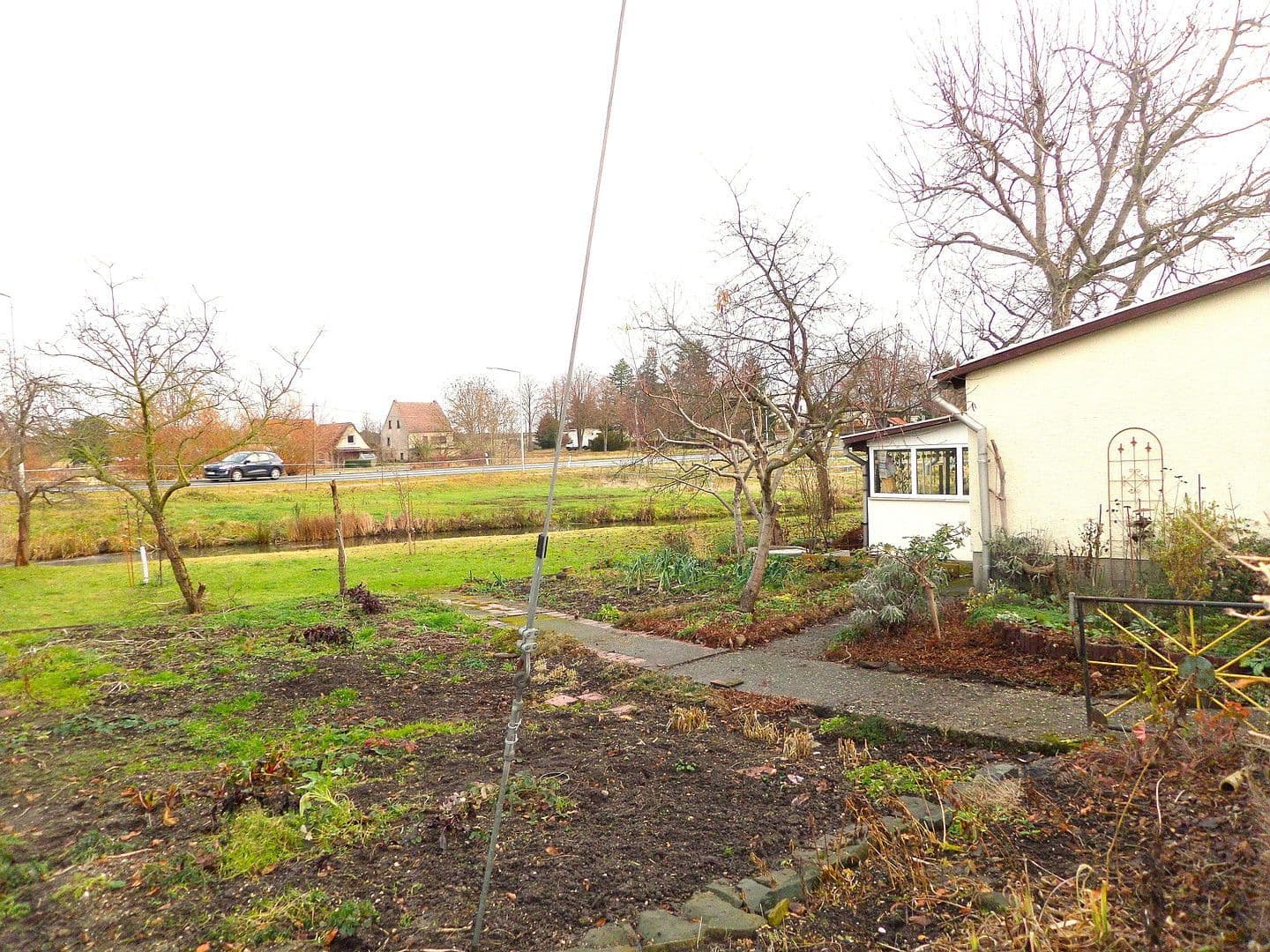 Prodej domu 219 m², pozemek 1.780 m², Bernsdorf, Sasko Prodej domu 219 m², pozemek 1.780 m², Bernsdorf, Sasko