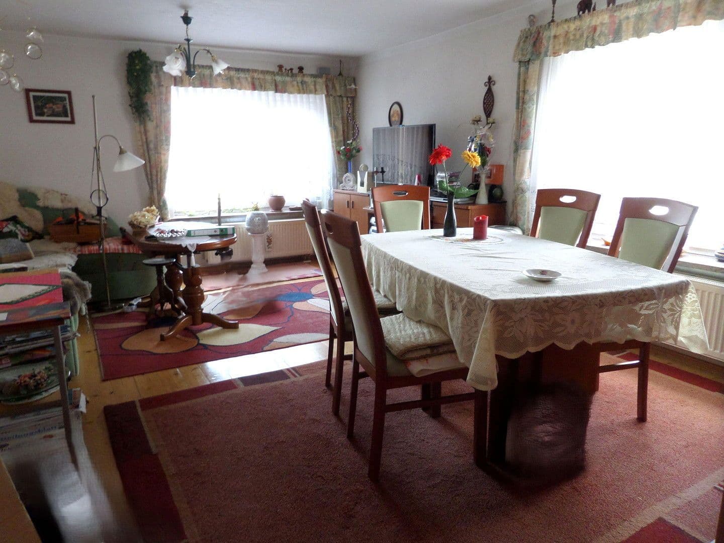 Prodej domu 219 m², pozemek 1.780 m², Bernsdorf, Sasko Prodej domu 219 m², pozemek 1.780 m², Bernsdorf, Sasko