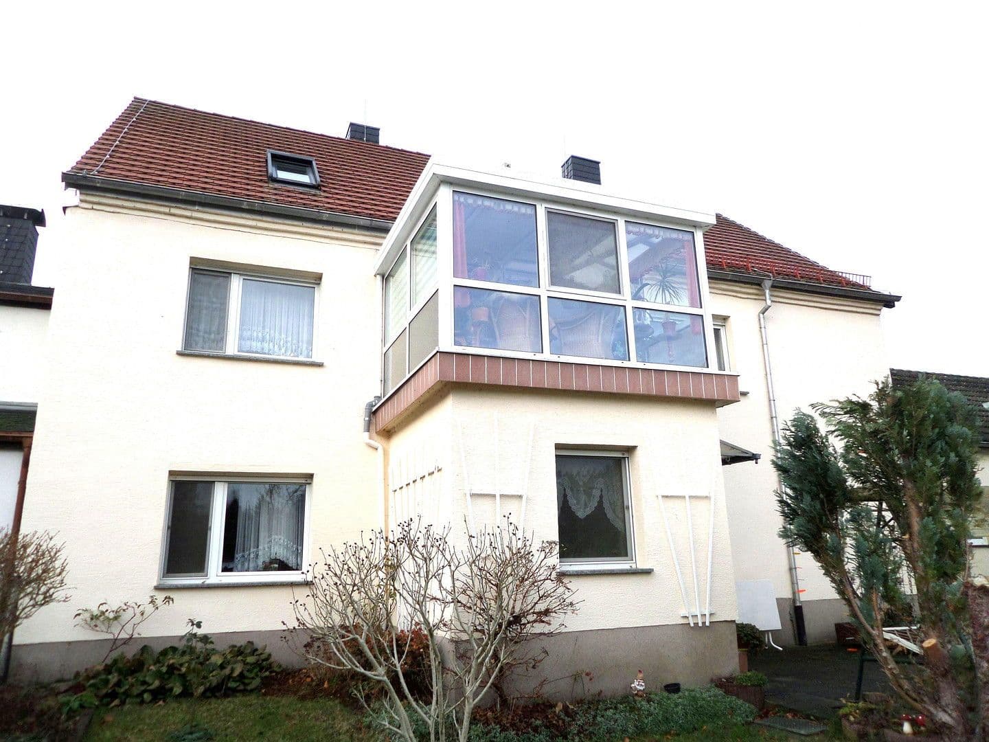 Prodej domu 219 m², pozemek 1.780 m², Bernsdorf, Sasko Prodej domu 219 m², pozemek 1.780 m², Bernsdorf, Sasko