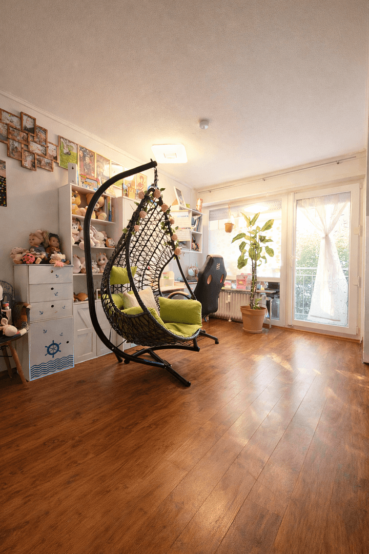 Prodej bytu 3+1 87 m², Breslauer Str. 31, Kelkheim (Taunus), Hessen Prodej bytu 3+1 87 m², Breslauer Str. 31, Kelkheim (Taunus), Hessen