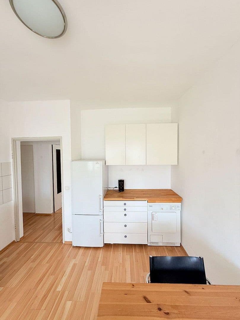 Pronájem bytu 3+1 70 m², Friedrichstraße 22, Bonn, Severní Porýní-Vestfálsko Pronájem bytu 3+1 70 m², Friedrichstraße 22, Bonn, Severní Porýní-Vestfálsko