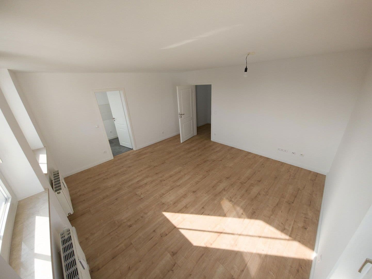 Pronájem bytu 2+1 61 m², Am Graßdorfer Wäldchen 36, Taucha, Sasko Pronájem bytu 2+1 61 m², Am Graßdorfer Wäldchen 36, Taucha, Sasko