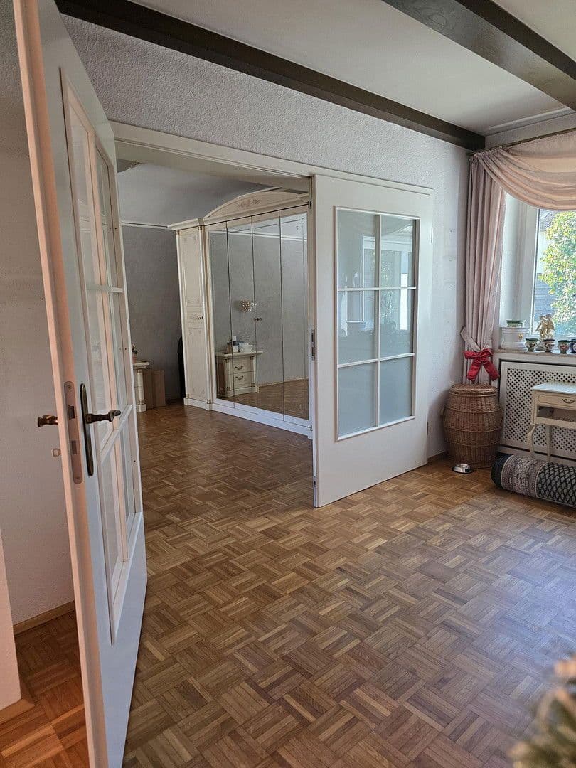 Prodej domu 170 m², pozemek 1.177 m², Unna, Severní Porýní-Vestfálsko Prodej domu 170 m², pozemek 1.177 m², Unna, Severní Porýní-Vestfálsko