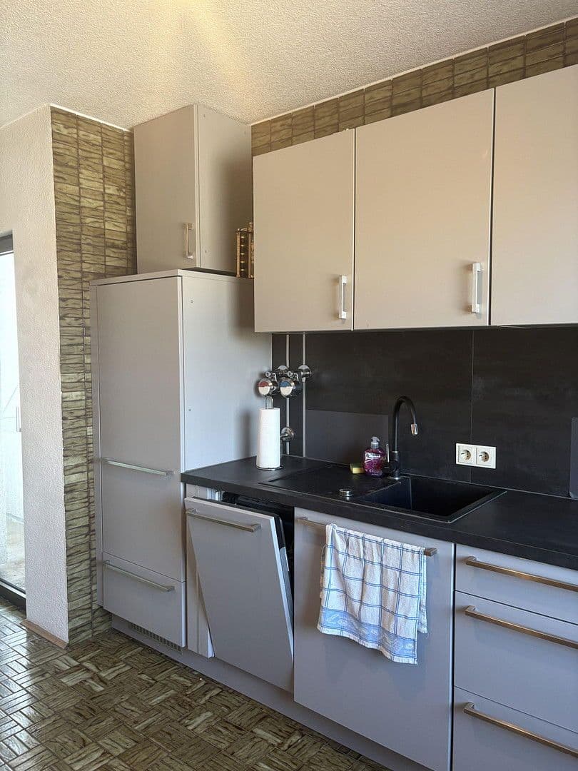 Pronájem bytu 3+kk 117 m², Hans-Sachs-Straße 1, Wesseling, Severní Porýní-Vestfálsko Pronájem bytu 3+kk 117 m², Hans-Sachs-Straße 1, Wesseling, Severní Porýní-Vestfálsko