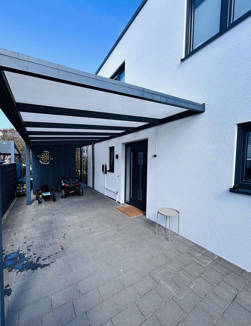 Prodej domu 125 m², pozemek 238 m², Isernhagen, Dolní Sasko Prodej domu 125 m², pozemek 238 m², Isernhagen, Dolní Sasko