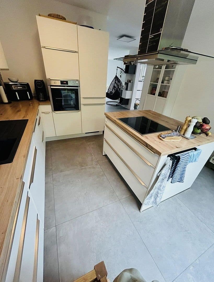 Prodej domu 125 m², pozemek 238 m², Isernhagen, Dolní Sasko Prodej domu 125 m², pozemek 238 m², Isernhagen, Dolní Sasko