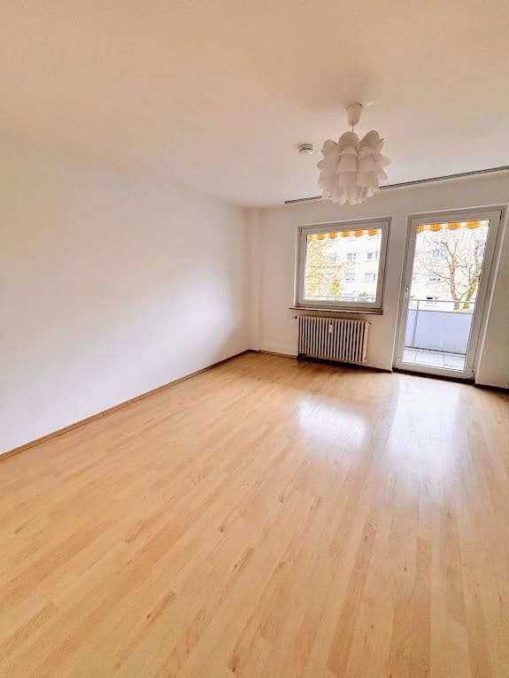 Pronájem bytu 3+1 65 m², Steinbeisstraße 31, Böblingen, Bádensko-Württembersko Pronájem bytu 3+1 65 m², Steinbeisstraße 31, Böblingen, Bádensko-Württembersko