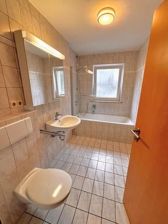 Pronájem bytu 3+1 65 m², Steinbeisstraße 31, Böblingen, Bádensko-Württembersko Pronájem bytu 3+1 65 m², Steinbeisstraße 31, Böblingen, Bádensko-Württembersko
